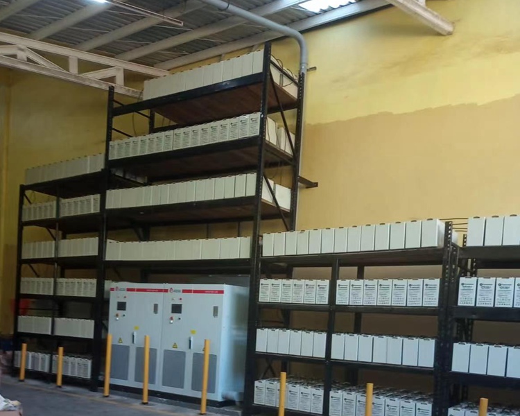 Solution de batteries de stockage commerciales du Honduras 300KWH